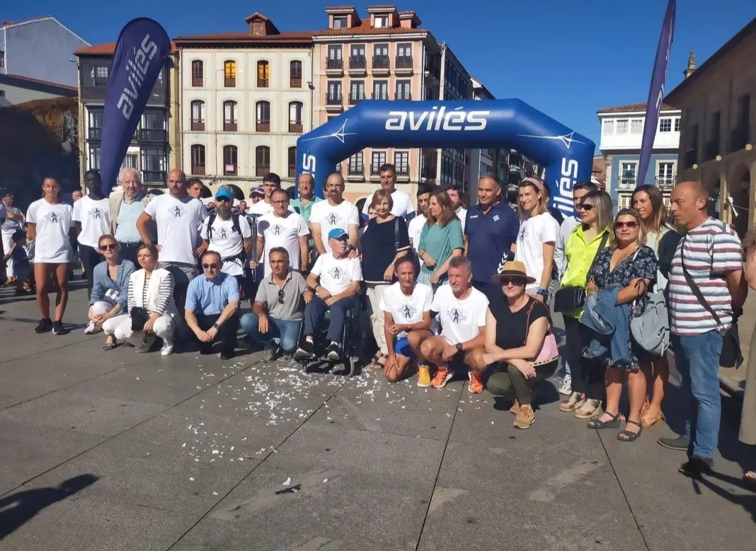 steffrs9's tweet photo. En el 50 aniversario de su medalla de bronce en las Olimpiadas de Munich 1972, Enrique Rodríguez Cal "Dacal II", ha recibido un emotivo homenaje contando con el respaldo, apoyo y admiración de Avilés. https://t.co/HlCBaH4YrN