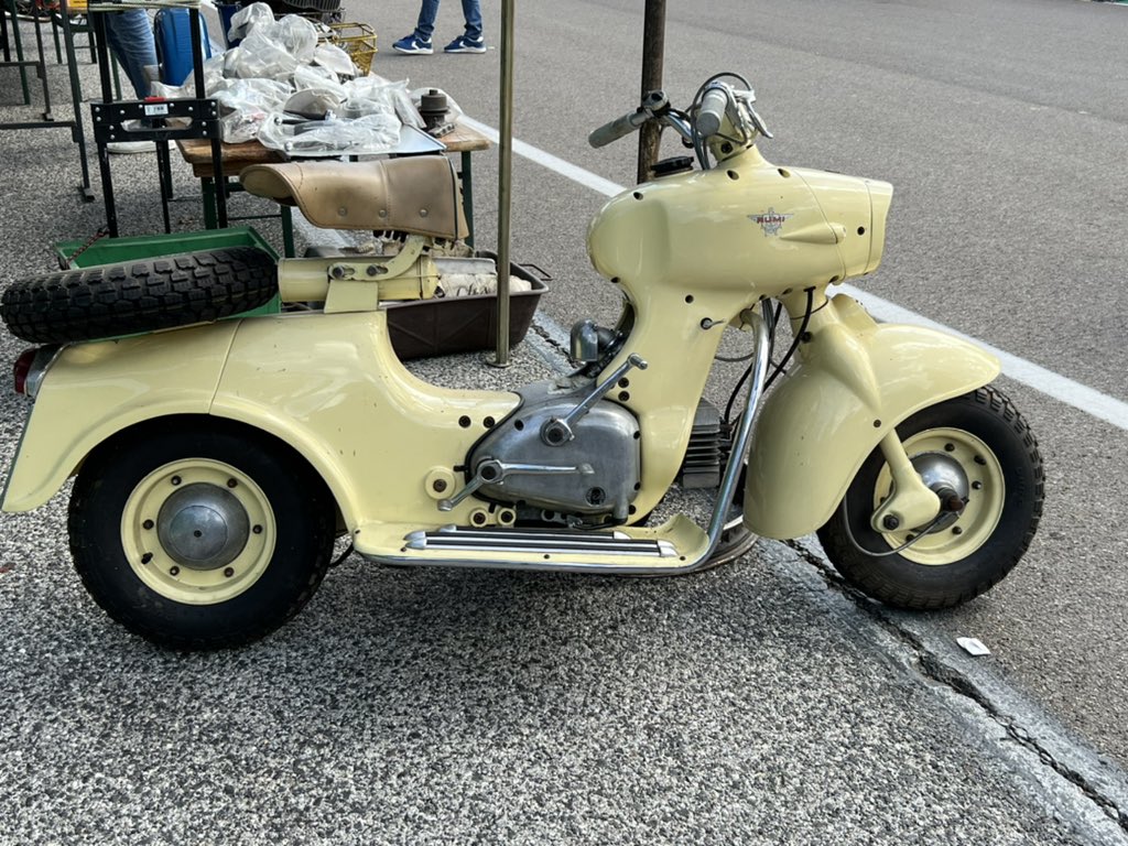 SSCvietnam's tweet photo. Imola Mostra Scambio - Moto Rumi Formichino “Little Ant” amazing design #MotoRumi #Imola #LittleAnt https://t.co/7xr7f5vCRz