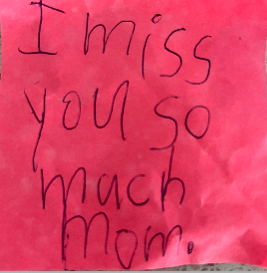 OneStoryUntold's tweet photo. Ever found a love note at the top of the stairs at night?

My daughter left one for me when she was 5.

Want to learn how I helped her love writing? 

Read on 🧵
@dickiebush @Nicolascole77 #Ship30for30 https://t.co/svn8x2t7a9