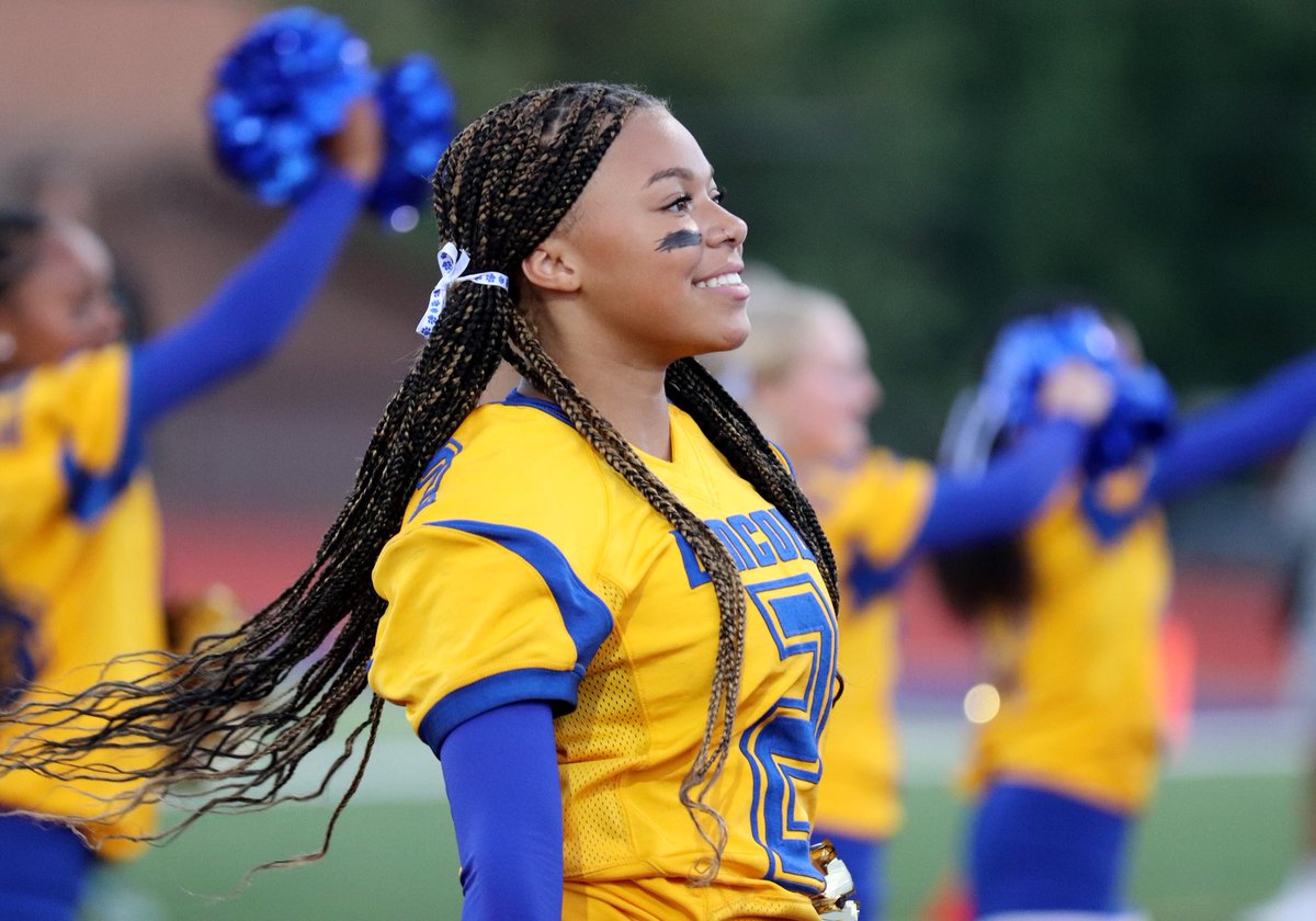 AimeeAmer's tweet photo. Gahanna showed UP last night at Reynoldsburg 47-13 @GLHS_Athletics https://t.co/wu1lCWR6ZQ