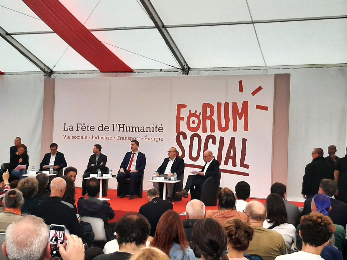 stephane_itier's tweet photo. Système ferroviaire : développement ou agonie ? Le débat est lancé avec @CBeaune, @JPFarandou, @DidierMathisSG et @LaurentBRUN20 
#fetedelhuma @cabinetSecafi https://t.co/zGvaZohfH9