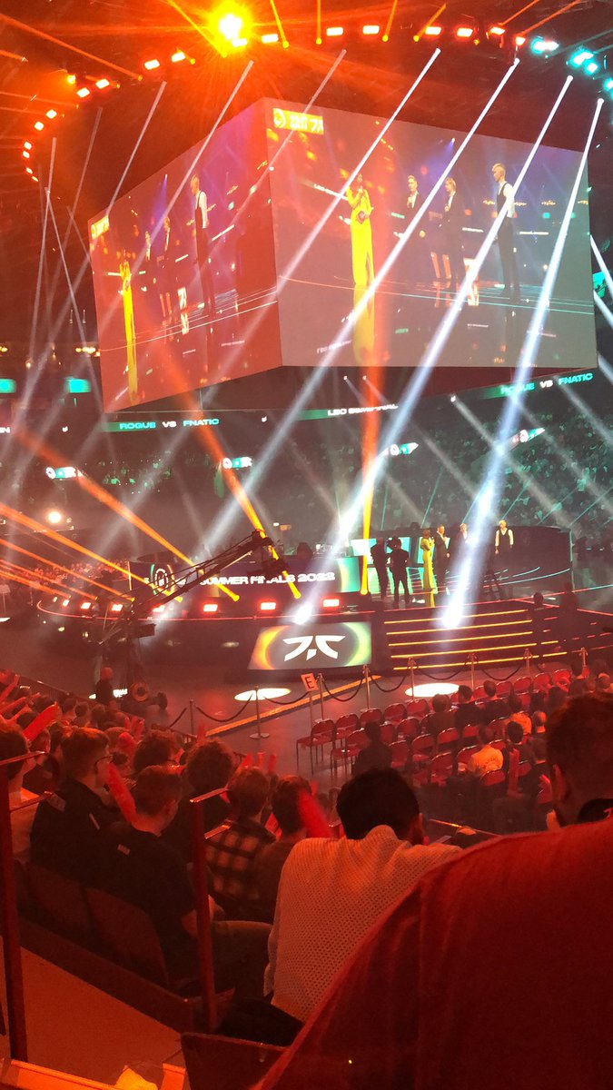 Robert Andersson (@r0yalsw) on Twitter photo 