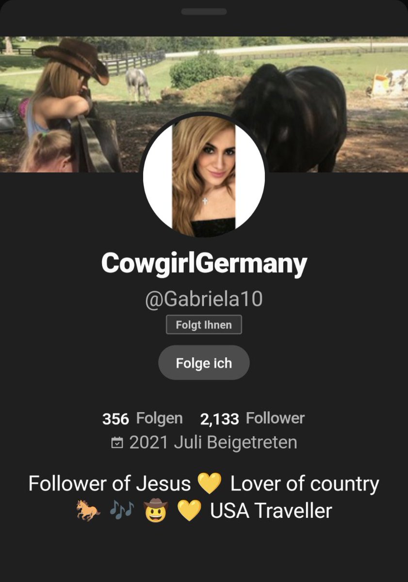 Ich soll euch alle ganz herzlich Grüßen. Unsere liebe Darling vermisst uns und es geht ihr sonst gut. Sie wurde endgültig gesperrt. Grund ist kein Tweet sondern das es jemand auf sie abgesehen hat. Sie war wohl schon einmal gesperrt.  Bitte gerne teilen.