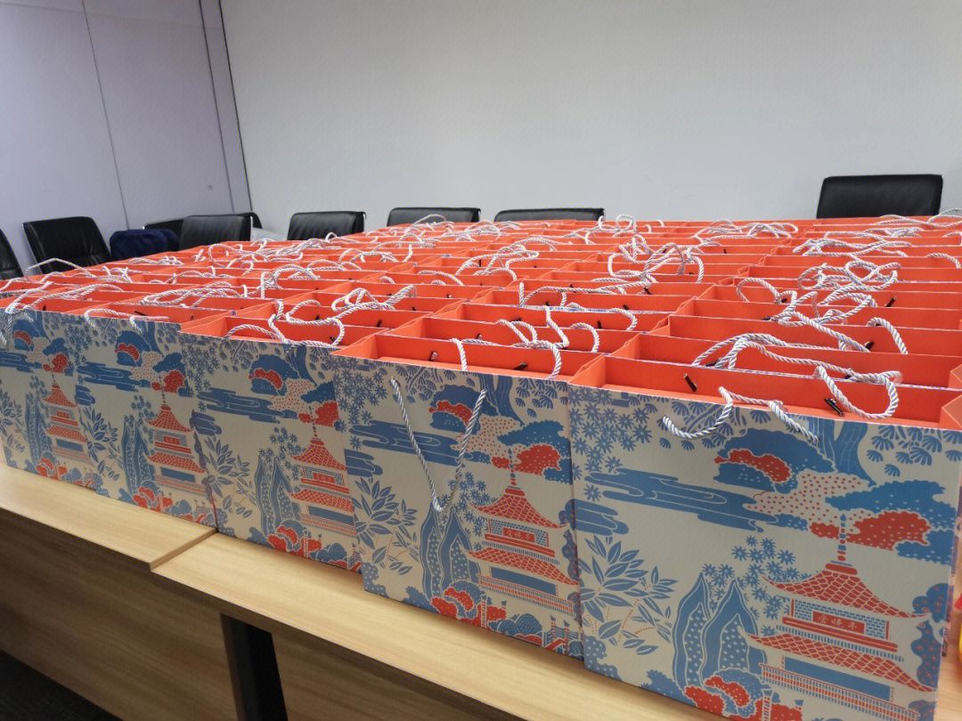 wgdbfns's tweet image. Hometown into the distance, far away into the home, in order to dream of the struggle of small partners, a happy Mid-Autumn Festival