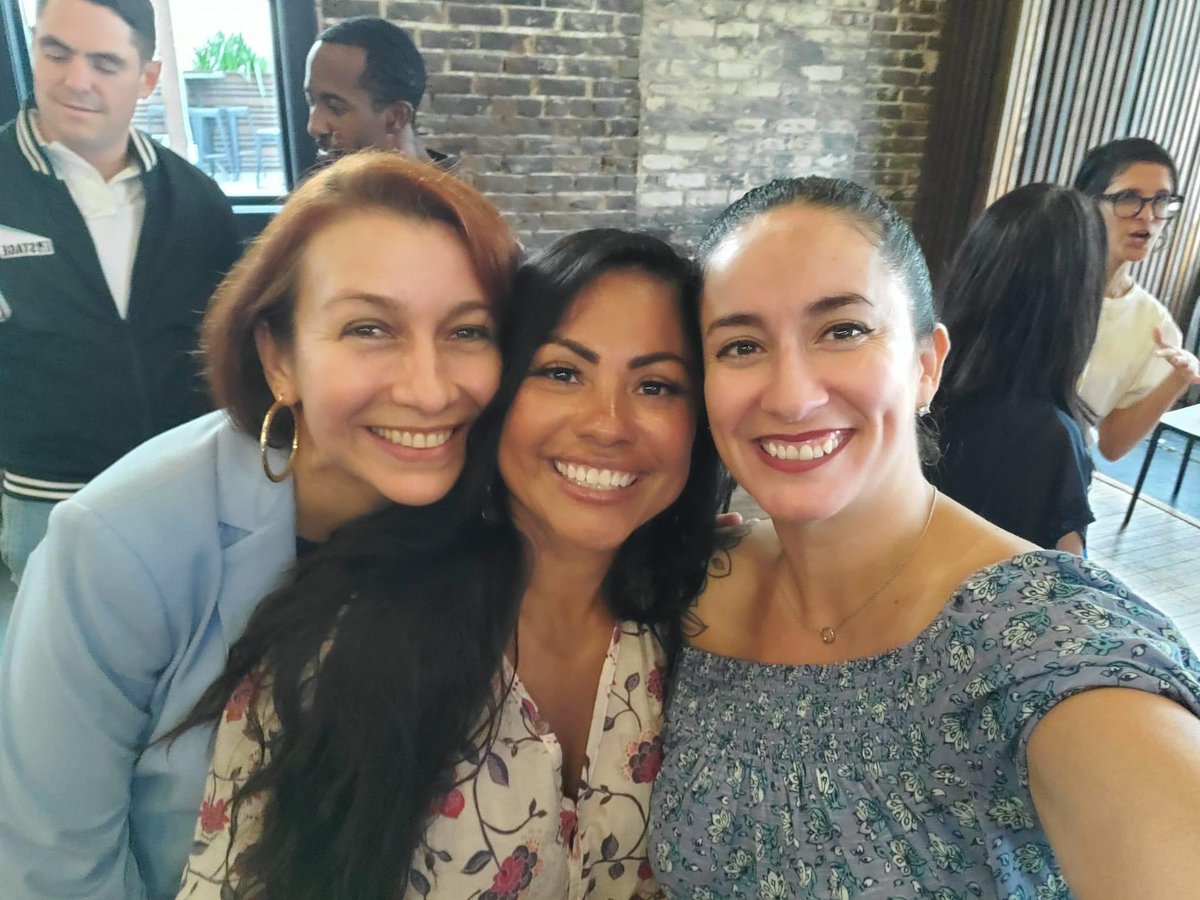 AlejandraAmegi1 tweet picture