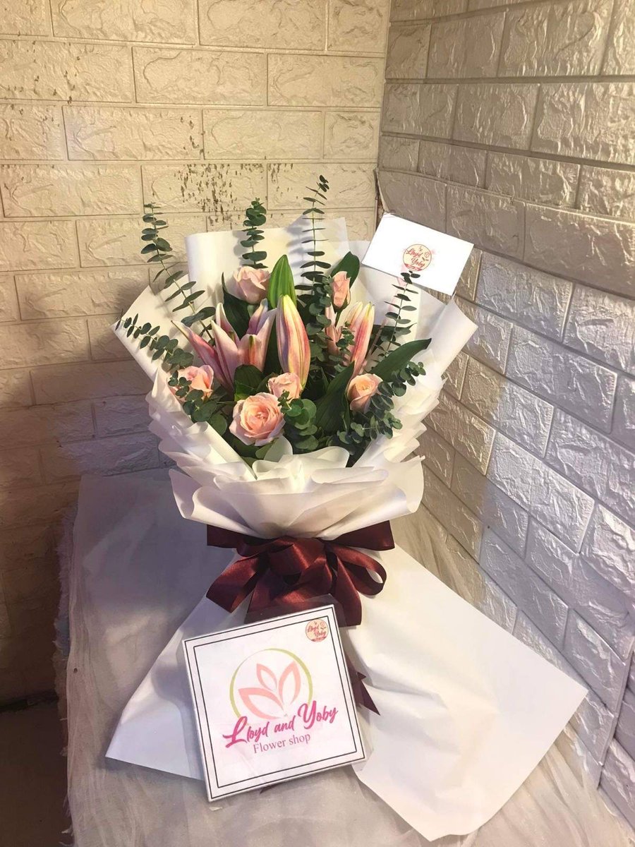 KlaneNaticsOFC's tweet photo. Flowers for our dearest @klanemusic! Congratulations on your successful event today, Klane!
#KlaneNatics | #KlaneZurbano https://t.co/0dYYlAxRzX