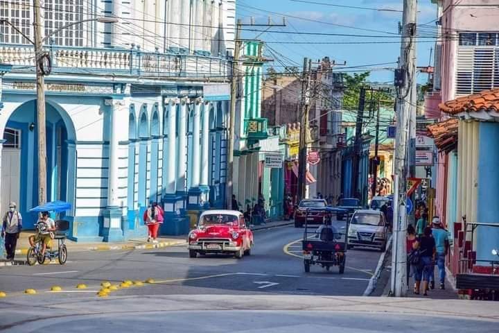 DrRobertoMOjeda's tweet photo. Felicitamos a los pinareños y pinareñas en el aniversarios 155 de la fundación de su hermosa ciudad. #Cuba #CubaViveEnSuHistoria @YamileRamosCord https://t.co/UlUf6fpCgD