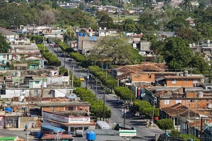 DrRobertoMOjeda's tweet photo. Felicitamos a los pinareños y pinareñas en el aniversarios 155 de la fundación de su hermosa ciudad. #Cuba #CubaViveEnSuHistoria @YamileRamosCord https://t.co/UlUf6fpCgD