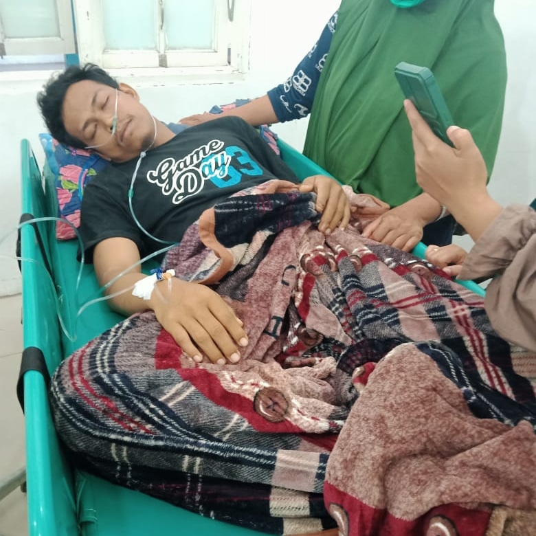 ridhosolin1's tweet photo. Mohon doanya salah satu ABG saya lagi dapat musibah berupa sakit ginjal ,bantu doa sahabat sekalian 😭😭😭😭 https://t.co/N2M5FuJy8X