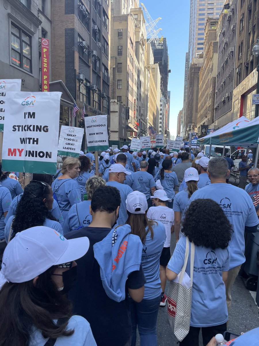 CSARunsAs1's tweet photo. The power is in the number @FollowCSA and @CSD10Bronx is in the house #csarunsas1 #unionstrong https://t.co/K7QXYgSMep