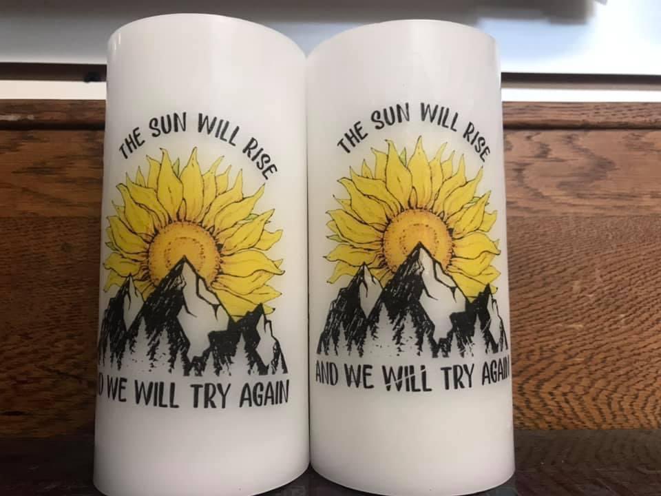 ItsJessBaker's tweet photo. Might I also add. I made ned and the Truce candles light up. I’m in love! #icycharlotte #icytour https://t.co/QyI07DdOJi