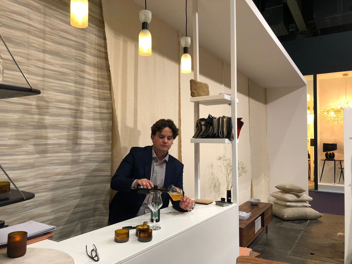 Frankrijk - Parijs
Ad Vitam mocht dit weekend mee met Living Objects &amp; Furniture naar Maison &amp; Objet te Parijs, de place to be voor decoratie, design en lifestyle!
Ad Vitam, à la vie, et à votre santé !
#maisonetobjet #brasseriedeflandre #advitam #belgianbeer #TRIPLE #blondbier