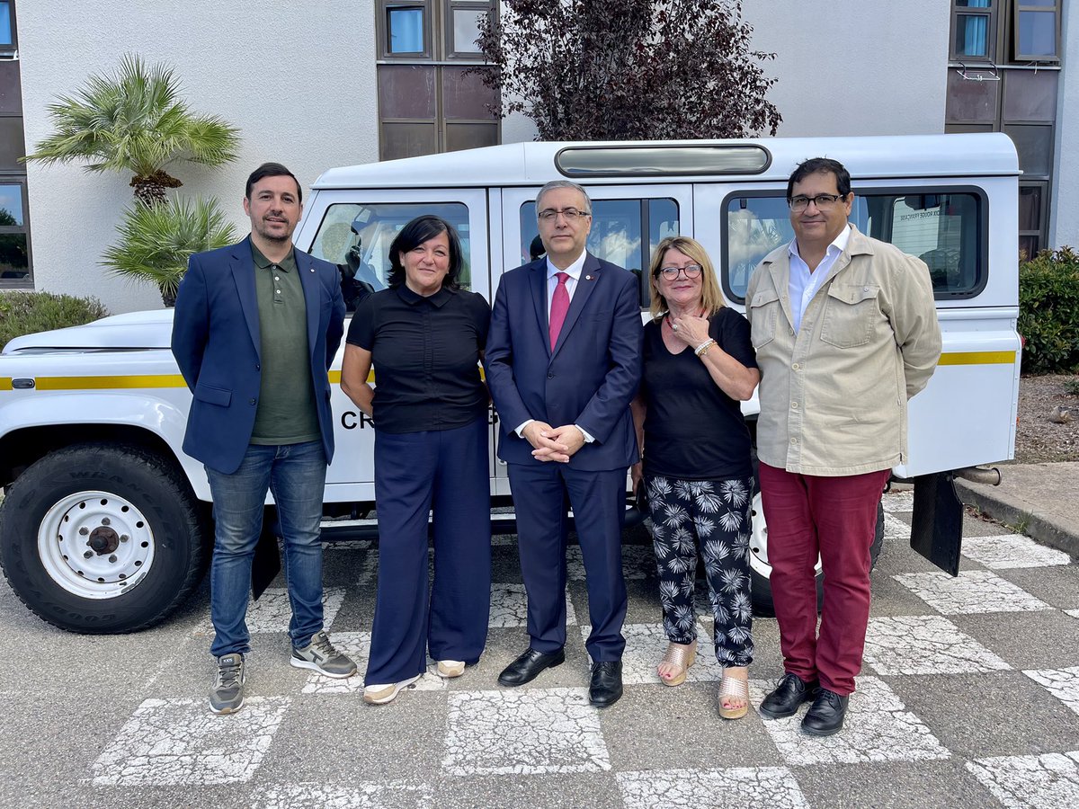 [ACCUEIL PRÉSIDENT] 👨🏻‍💼⛑

Quel honneur de recevoir ce jour à #Aiacciu Monsieur Philippe DA COSTA, Président de la <a href="/CroixRouge/">Croix-Rouge fr</a> venu rencontrer les membres de la direction territoriale de Corse-du-Sud accompagné par Monsieur Philippe ARCAMONE, président délégué régional PACA-CORSE