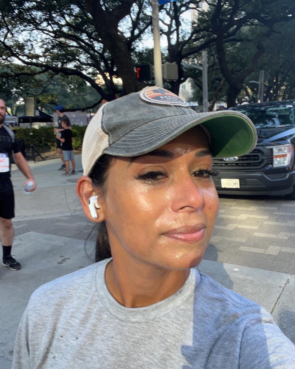 _sandyprz's tweet photo. Today I did a thing. I ran nonstop my first 5K run. It was all for a good cause to raise awareness and honor the fallen. Never forget the sacrifices of the heroes of September 11th and the wars since: veteran, first responder, civilian and military. #9/11HeroesRun https://t.co/D7PBeIPONS