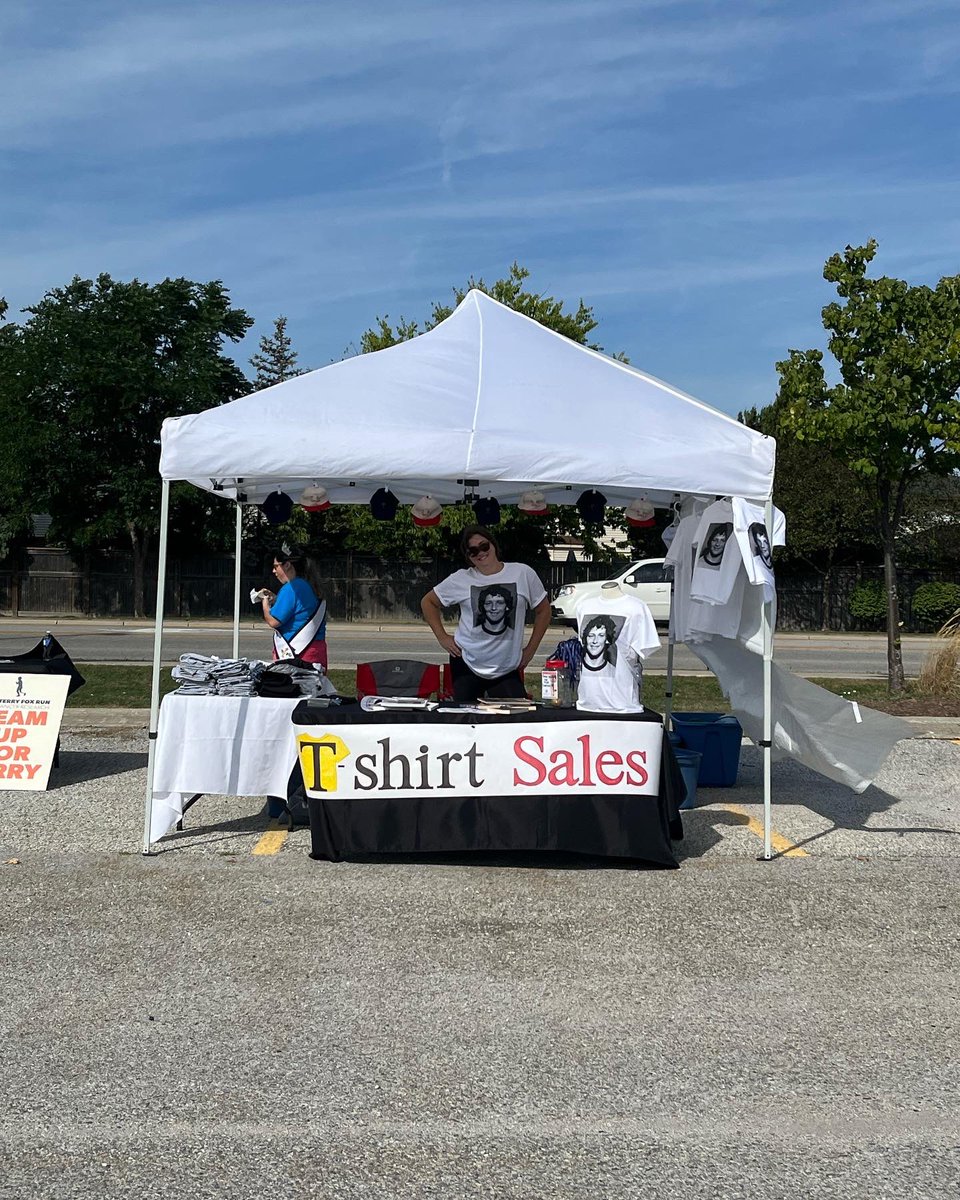 TerryFoxRunTec's tweet photo. Come see the @TECFD Firefighters, buy t-shirts, and get a hot dog at Zehrs on Manning until 3 today.  We are also selling shirts at Sobeys as well! https://t.co/d0SRsfhJVH