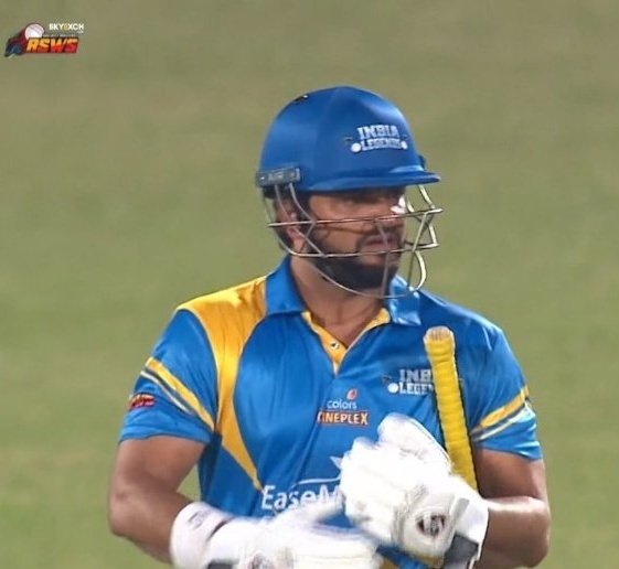 Soanu_'s tweet photo. Well Played My Champ! @ImRaina Scored 33 runs in 22 balls including 4 Fours and 1 Six on his debut match! 💥 Excellent comeback champ 🔥 We Love You! ❤️

#SureshRaina #RoadSafetyWorldSeries2022 https://t.co/SzBHEvgxuR