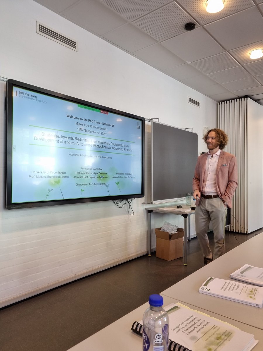 Luca Laraia (@laraialab) on Twitter photo Congratulations to <a href="/mikkelkrell/">Mikkel Krell-Jørgensen</a>, the first PhD to graduate from our lab!🎉🎊 Thanks for all the great work and well done at the defense 👏 Congratulations to <a href="/mikkelkrell/">Mikkel Krell-Jørgensen</a>, the first PhD to graduate from our lab!🎉🎊 Thanks for all the great work and well done at the defense 👏
