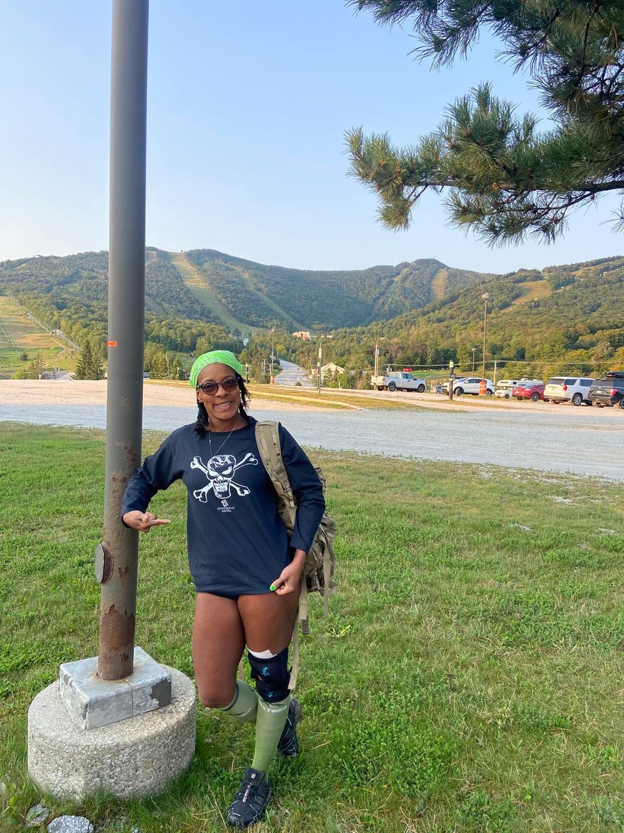 PinstripesMedia's tweet photo. To be dressed and ready for a @SpartanRace Saturday in Killington, Vermont, Karen rocks the Pinstripes Media ☠️ shirt!
#spartan #spartanrace #pinstripesmedia #makingthingshappengettingthingsdone https://t.co/apoZK0IOCG