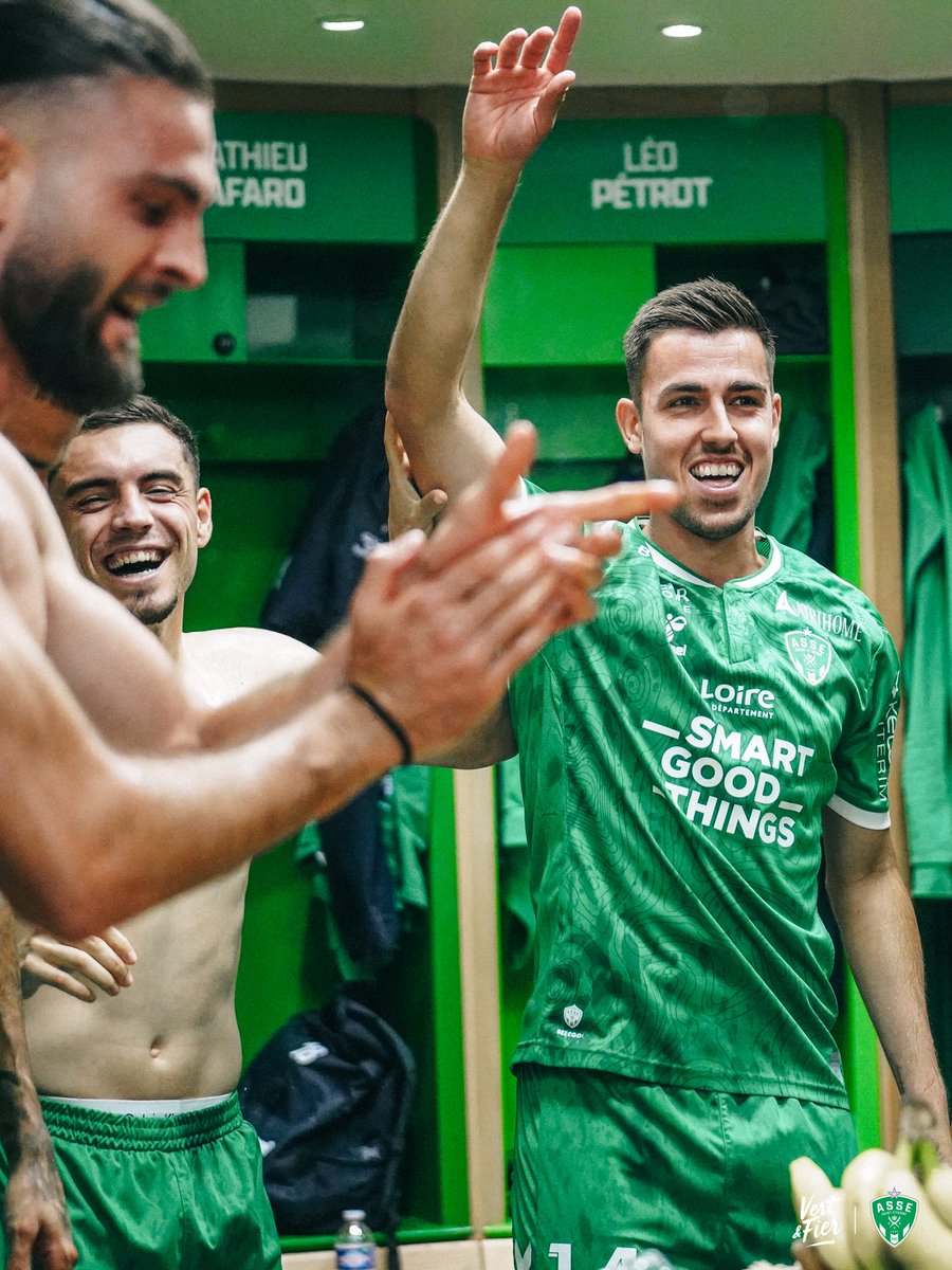 ASSEofficiel's tweet photo. Ces sourires 🥰🥰 https://t.co/pzmWDya9Fp