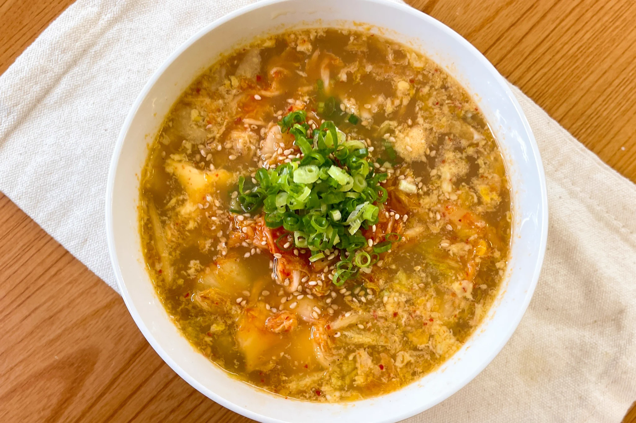 料理を作る気力が無いときでも作れそうなくらい簡単！豆腐&キムチを使った「スープ」レシピ！