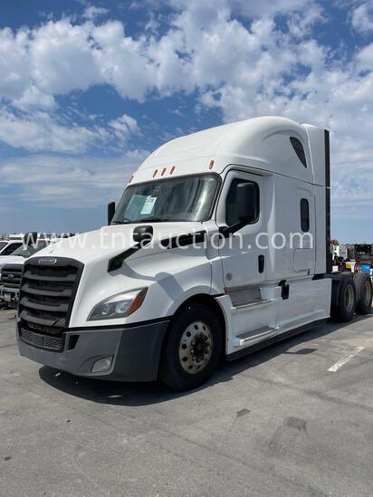 auctioneer116je's tweet photo. Freightliner Cascadia’s large selection available! Place your bids today. Bidding Ends Sept.13th. Salt Lake City Equipment, Buses, Trucks, Trailers and More. #frieghtliner #semitruck #onlineauction #auction #bidnow #tntauction https://t.co/GXN5srfVOG