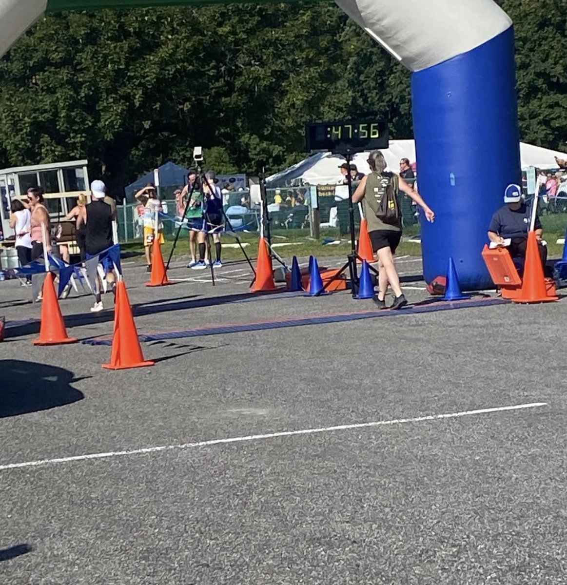 Sister0105's tweet photo. First 5k. I do not run, I walk. UPS sponsored and trained, hydration and set your pace. @UPSers https://t.co/zAjz3vO37n