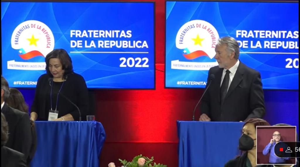 GLMCH_'s tweet photo. Iniciando esta Ceremonia Republicana #Fraternitas
@granlogfemchile
 @granlogiadechile @granlogiamixtachile

Sigue la transmisión  por https://t.co/JG7BU5dumd https://t.co/7Y6HuO6vhi