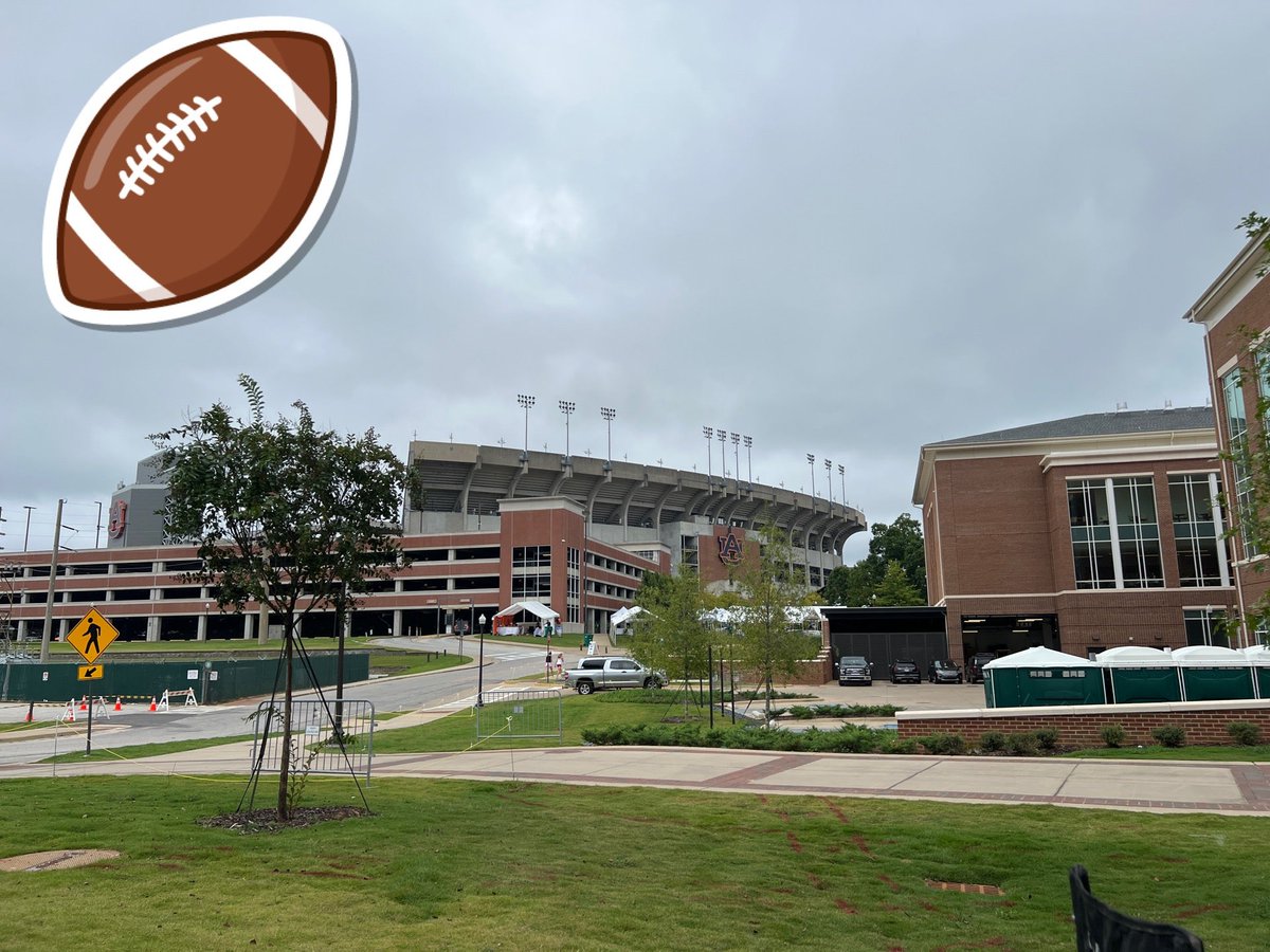 WarBlogle's tweet photo. The white tents sleep past noon in the amphitheater. #auburn #wareagle #BeatSanJoseState (@ The War Blogle Tailgate? (2022) in Auburn, AL) https://t.co/eeZq4mKspS https://t.co/LMk5VKhN8f
