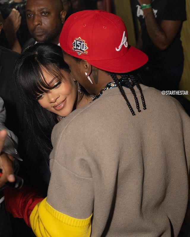 fentyanitta's tweet photo. ma babies! Rih and Rocky at Mercer+Prince event in NYC last night 👩🏾‍❤️‍💋‍👨🏾🔥 https://t.co/AbAn0eczoX