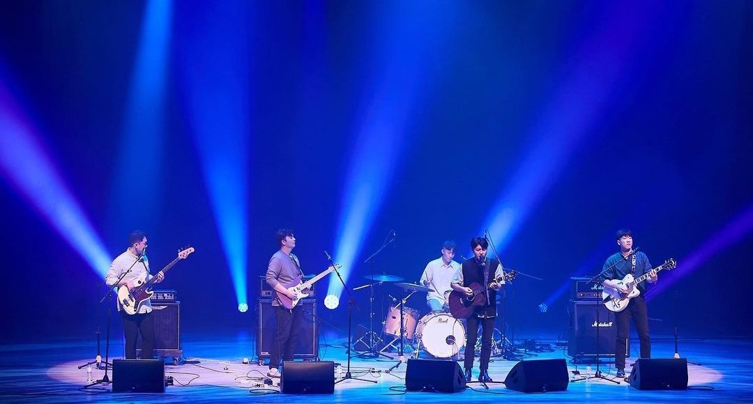 hoppiyoun_J's tweet photo. #ovrn #oneovern #엔분의일 ☁️ 1/N https://t.co/sdHMybGUh0