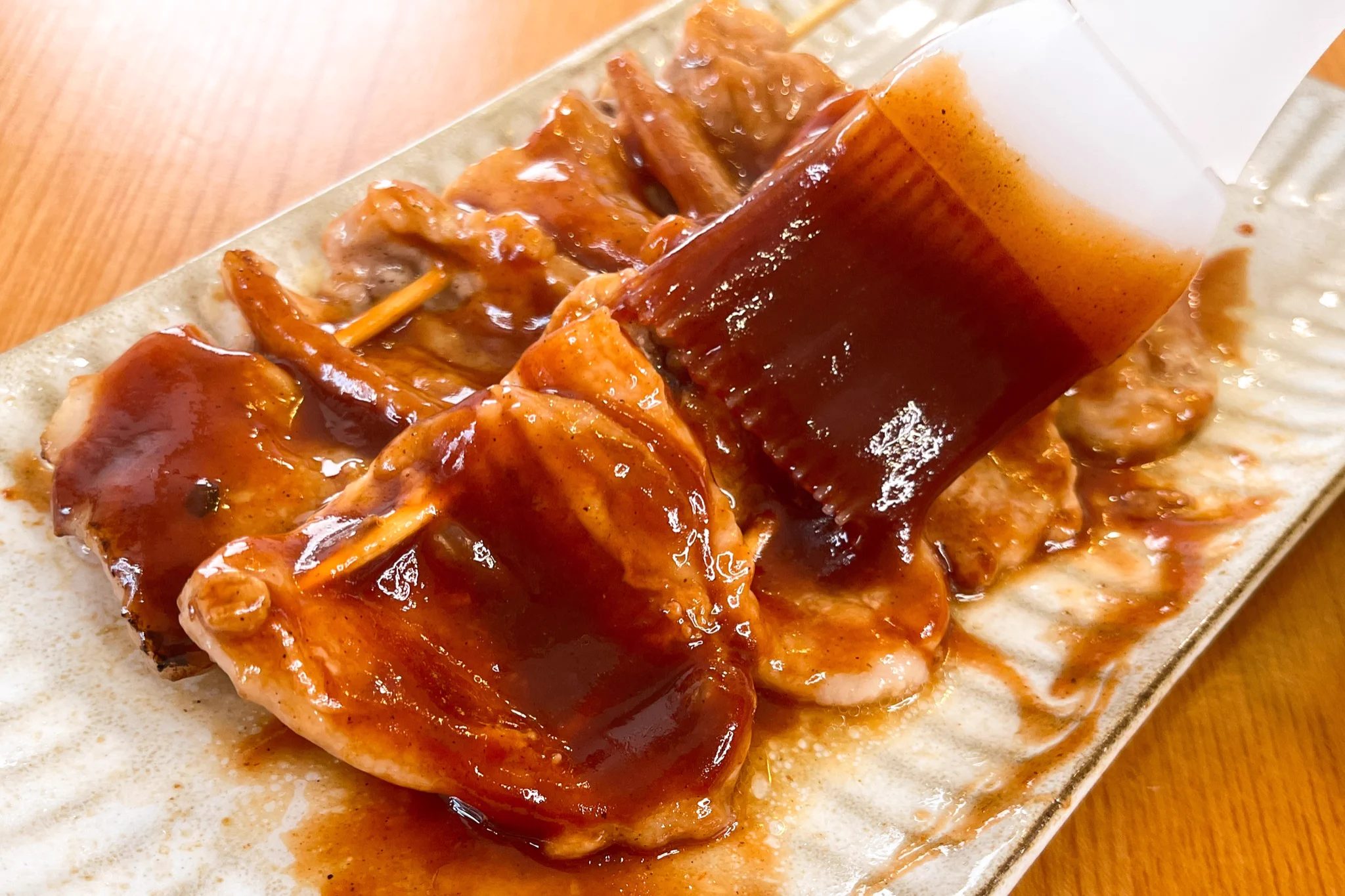 へいらっしゃい！まるでおうち居酒屋「豚バラ肉の一本焼き」。
