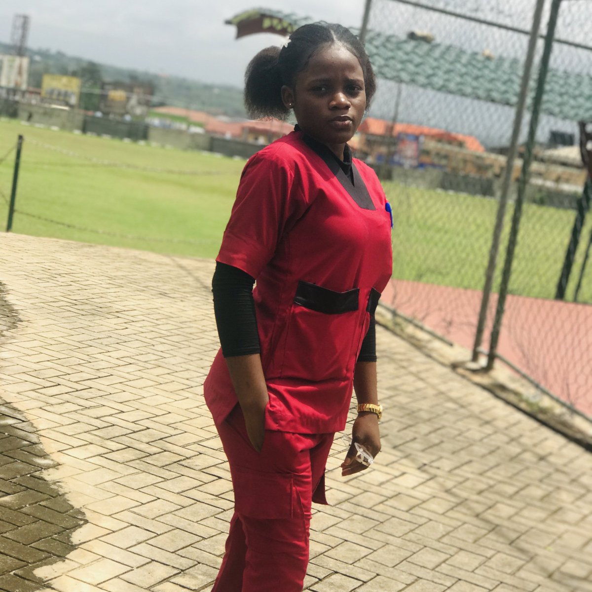 Ubaks Clare tweet media