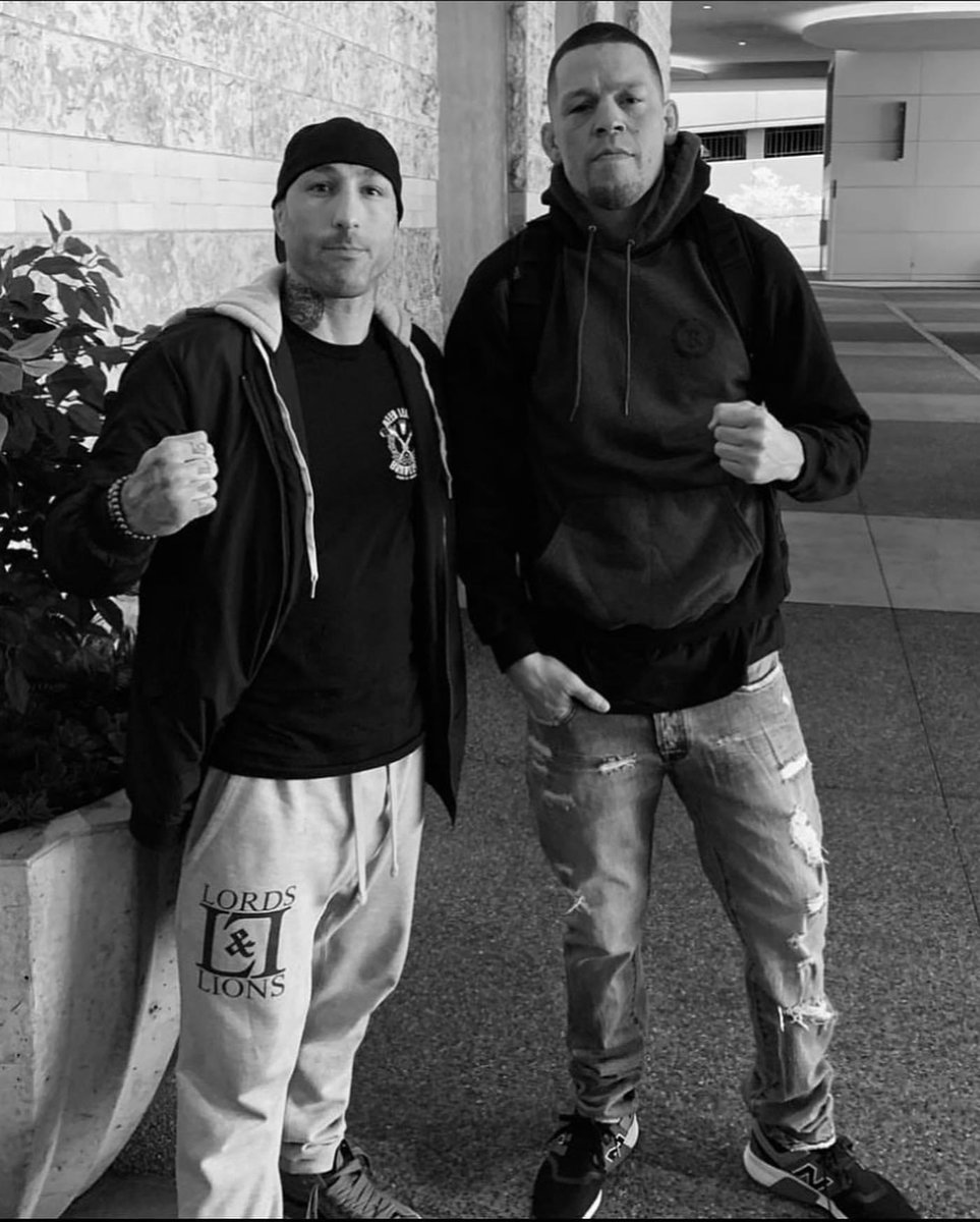 #TUF5 #OGs 👊🏼👊🏼 @NateDiaz209 @mma_emerson