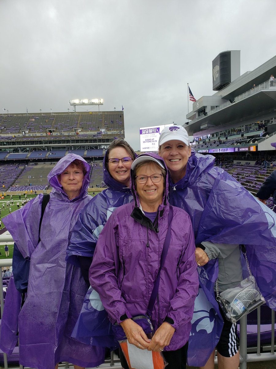 kstatelib_dean's tweet photo. #KStateFB https://t.co/5o18Ezarnl