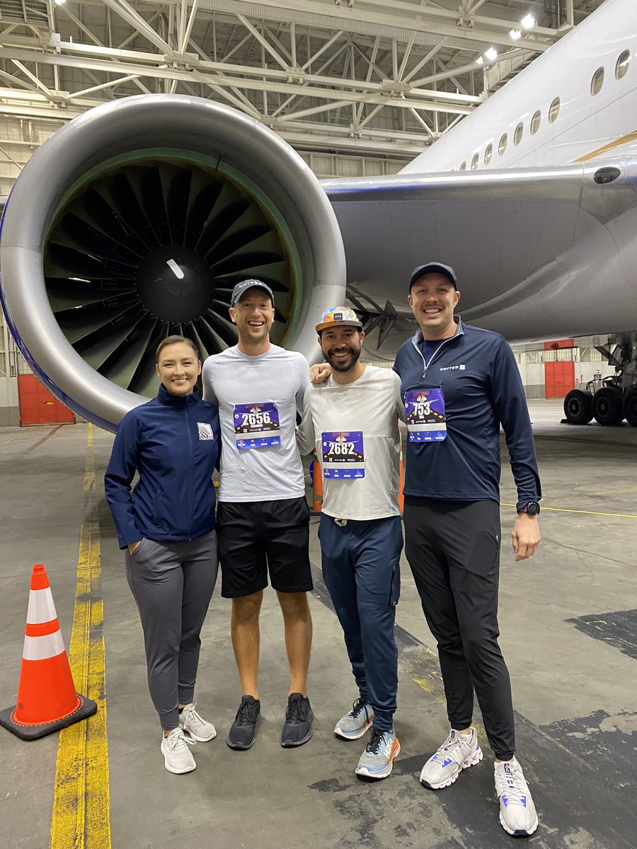 First ever Runway 5K at DEN followed by an awesome party at the @united hangar!