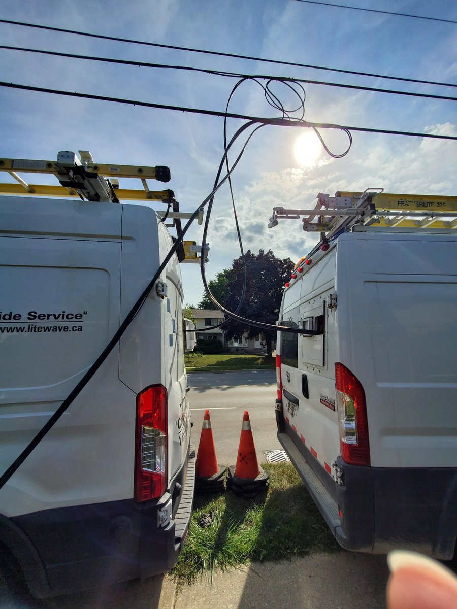 RogersHelps's tweet photo. Our teams are working hard to restore wireline services in parts of Hamilton. After last night’s fire was extinguished, our crews were given access to the site this morning to begin restoration work. We will continue to share updates here and we thank you for your patience. https://t.co/sZEVGKMobZ