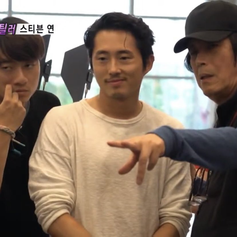 steven yeun archive (@yeunarchive) on Twitter photo 