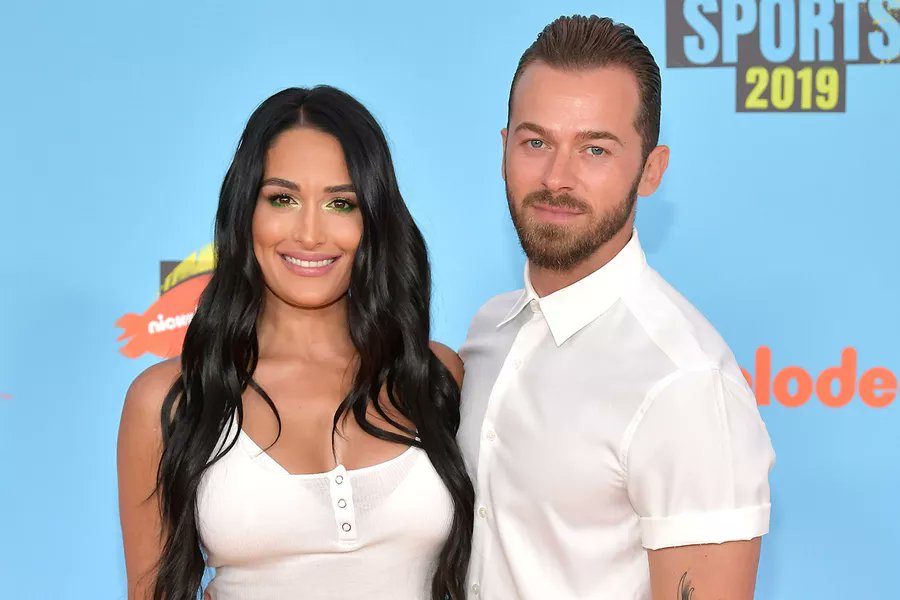Nikki Bella Says Exchanging Vows Was Her Favorite Moment from Parisian Wedding to Artem Chigvintsev
https://t.co/CN7N9xjtSi https://t.co/ILRdCLmVP1