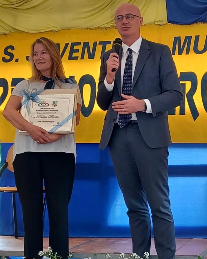 Lo #sport occupa un ruolo molto importante nella vita dei giovani. Infatti è grazie ad esso che crescono e creano relazioni. Essere presente oggi alla nuova edizione del #PremioGorza è motivo di orgoglio, perché celebra i valori dello sport.
facebook.com/10004452888541…