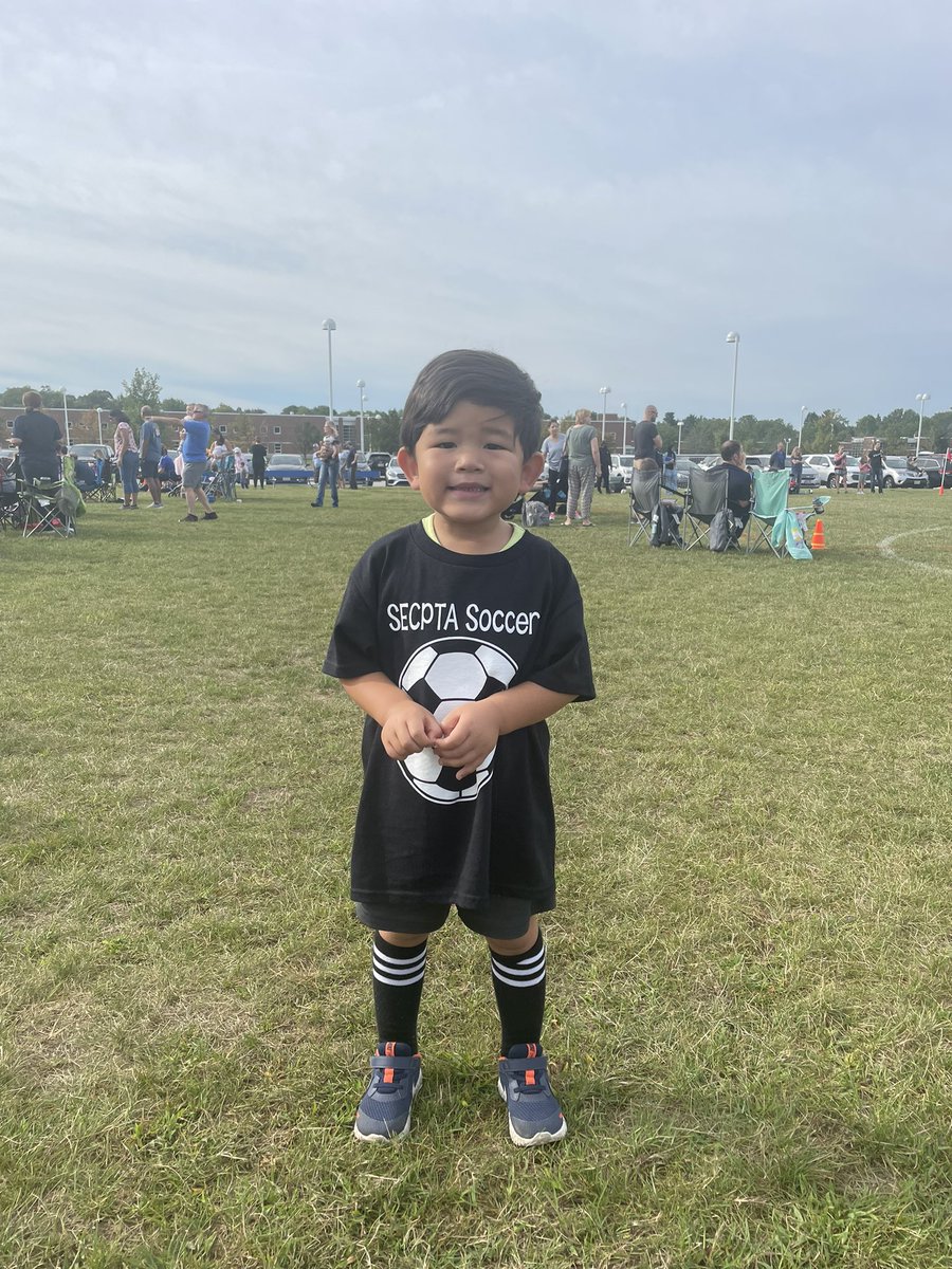 MikeKanOhio's tweet photo. Start of SECPTA soccer season 2!
#solon #soccer #messy #notmessi https://t.co/TKt0SdM9Wb