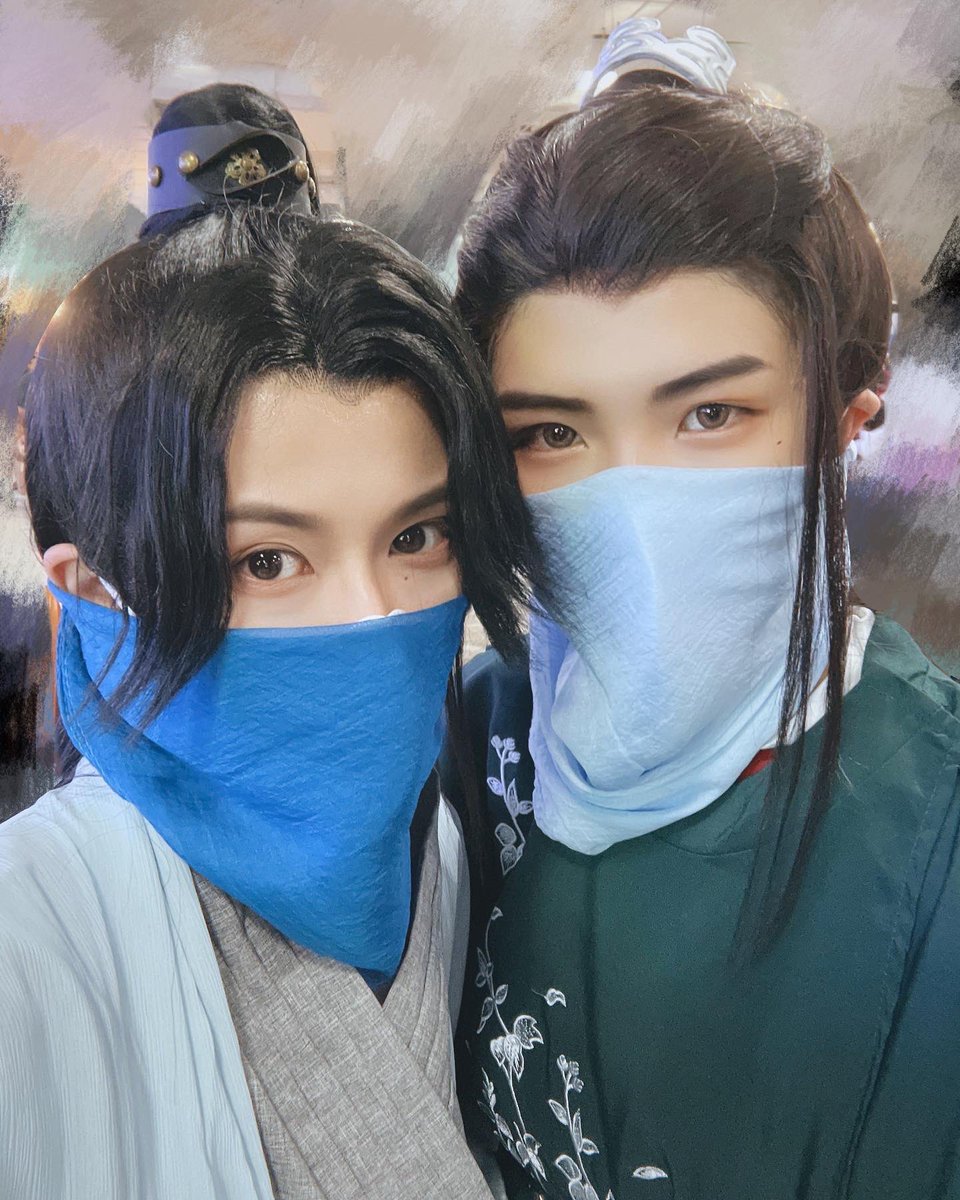 x_dango's tweet photo. 永远有酒喝，永远有人陪。

「阿絮，今晚的夜色很美哦」

中秋快乐 ❤️💙

#JunZhe #WenZhou #WordOfHonor #山河令 #温周 #俊哲 #LLD #浪浪钉 #温客行 #WenKexing #周子舒 #ZhouZishu https://t.co/m8qSkMyxG0
