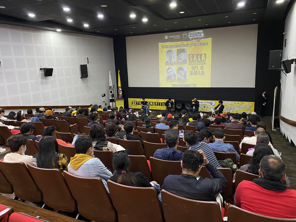 smartfilmsco's tweet photo. Charlando con Camilo Sánchez, Christian Castiblanco, José Televidente y Camilo Cuervo 🔥 El rol del influencer en la era digital #CONGRESOSMARTFILMS https://t.co/KkLpqSimId