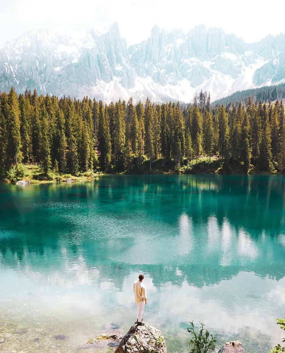Lake Carezza, Italy 🇮🇹
📸: finallymigg | IG