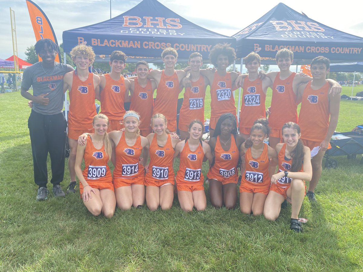 BlazeHarriersXC's tweet photo. At the Mason Invitational near Cincinnati the Lady Blaze finish twelfth in the section two race while the Blaze finish Fourth. Rylan Selvidge finishes in the top ten with Bryce Helton and Dominic Paliaro finishing In the top twenty. https://t.co/fFGg29sZgo