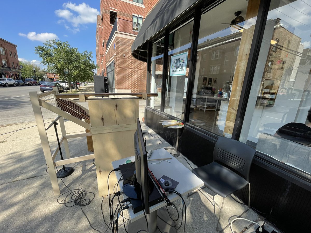 acmchicago's tweet image. Check us out today &amp;amp; tomorrow from 11-2 on the Ravenswood Art Walk! Jason Raynovich &amp;amp;  Rebecca Reineke are all set up.