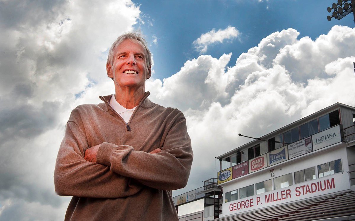 We are deeply saddened to hear of the passing of IUP legend Frank Cignetti Sr.

Coach Cignetti was a force within Divison II from 1986-2005. He lead a record of 182-50-1 during his time at IUP. We give the Cignetti family our deepest condolences.