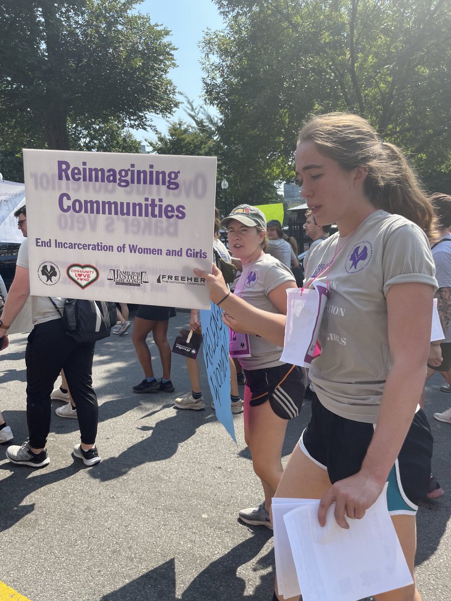 andreaFreeHerjames (@andreacjames) on Twitter photo 