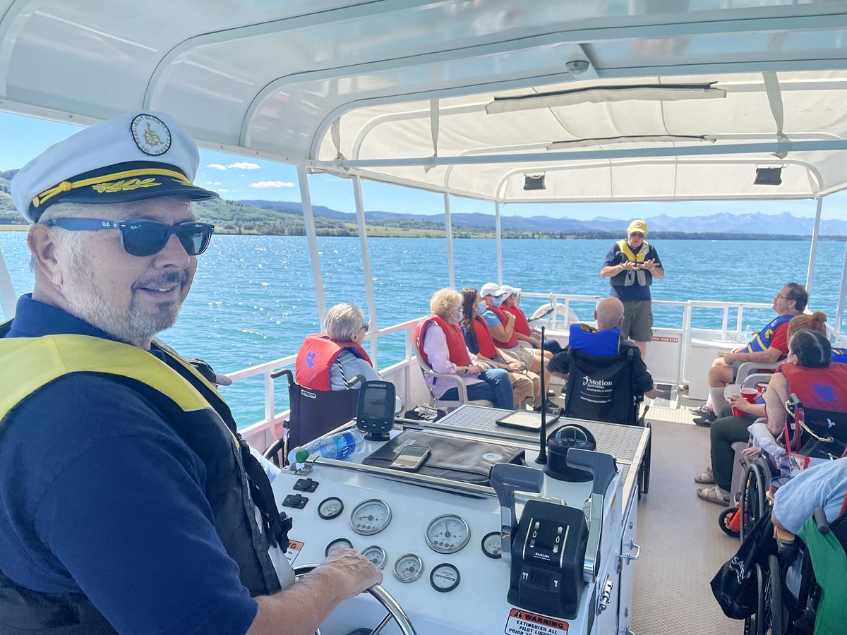 bethanycare's tweet photo. Bethany Calgary residents enjoyed a sunny day out on Ghost lake with The Handi-Boat Society of Alberta. Hats off to a wonderful crew, thank you!
#HandiBoatAssociation #BethanyCalgary #GhostLake #BethanyCareSociety #ABseniors #SeniorCare #CreatingCaringCommunities #YYCseniors https://t.co/etBDC0BGn1