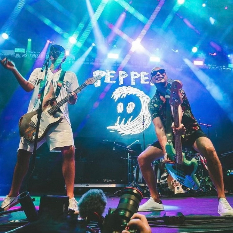 PEPPER (PepperLive) / Twitter