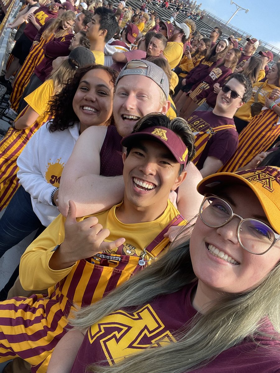 dogo590's tweet photo. Go gophers!!!! Let’s eat up the Learhernecks!
#gophergameday #bluecrossMN #gogophers #gophers #minnesota https://t.co/kPkk94J8ZT